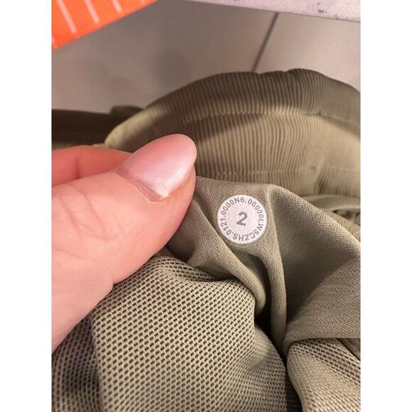 Lululemon Keep Moving Pants 7/8 High Rise Camo - Picture 8 of 8